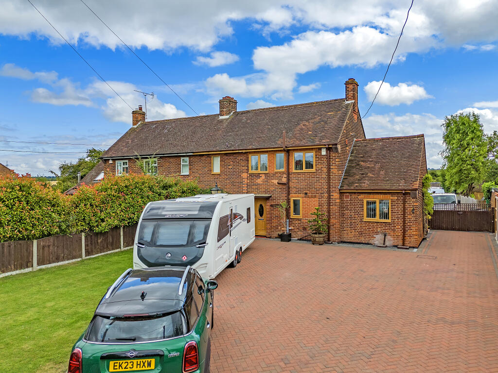 Agricultural Cottages, Church Road, West Hanningfield, Chelmsford photo 3