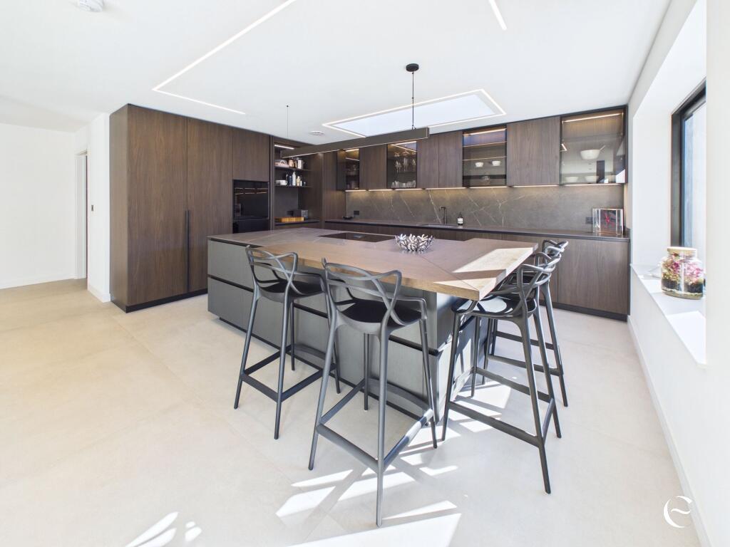 House in Peterborough - View 2