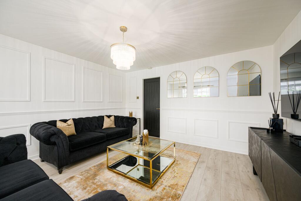 25, Earlston Avenue, Dundee, DD4 photo 2