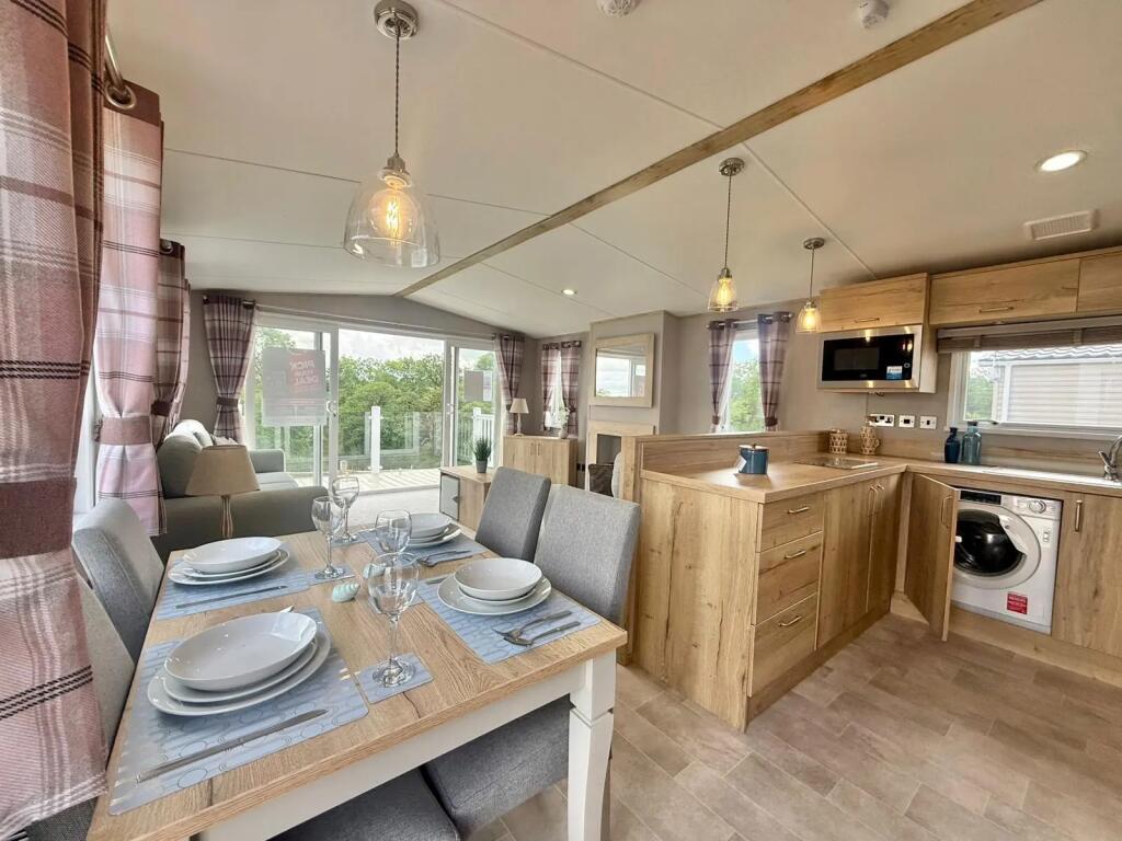 House in Wigglesworth, North Yorkshire - More