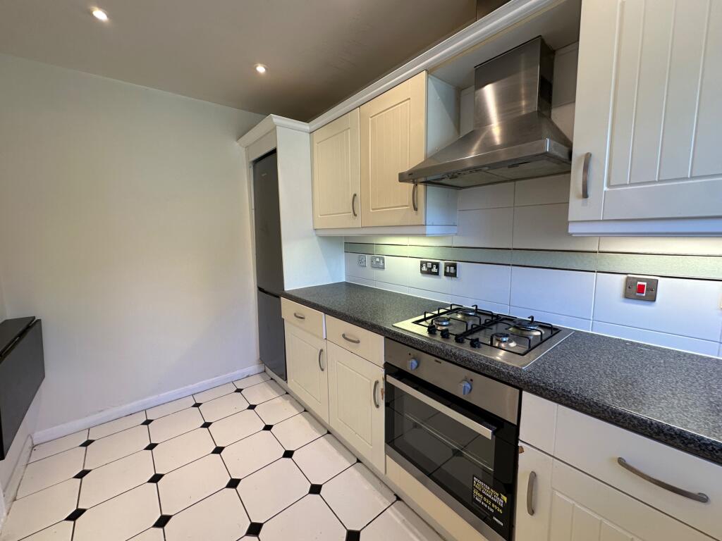 Woodruff Way, The Delves, Walsall, WS5 photo 3