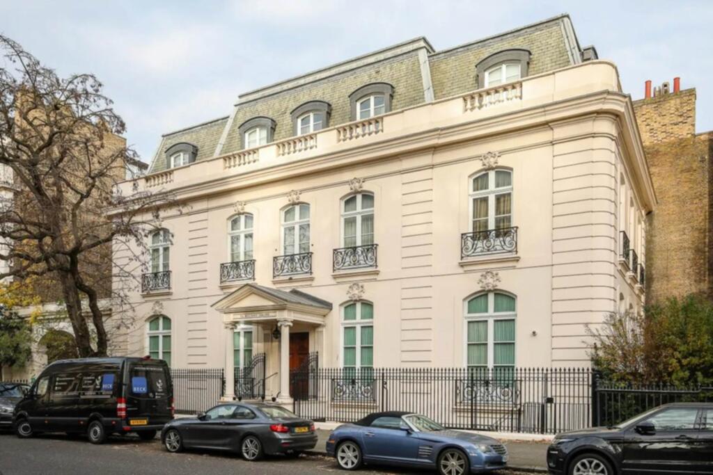 Main image of property: Belgrave Square, Belgravia SW1