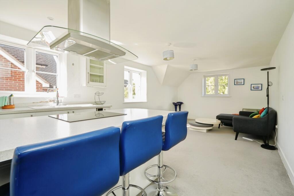 Apartment in Oxford - More