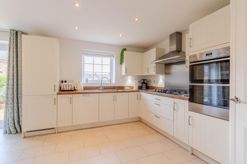 House in Stratford-on-Avon, Long Itchington CP - View 5