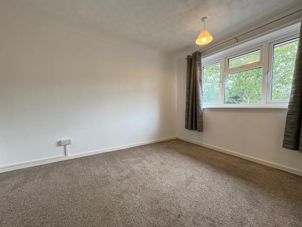 Apartment in North Warwickshire, Coleshill - View 5