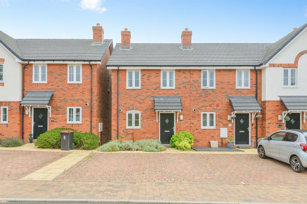 Main image of property: Congrave Way, Dordon, Tamworth