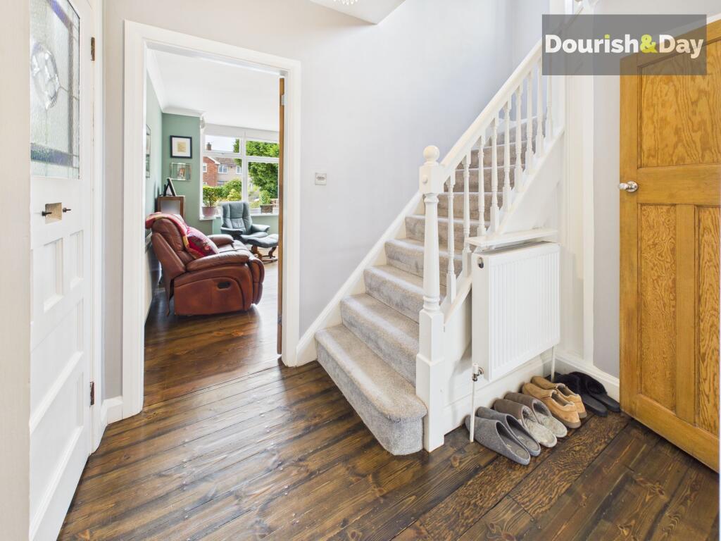 House in South Staffordshire, Penkridge - More