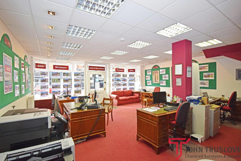 18 High Street Front Office a.jpg