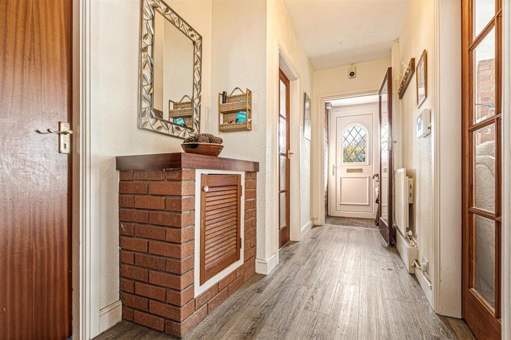 Foxhunter Drive, Oadby, Leicester – pohled 5