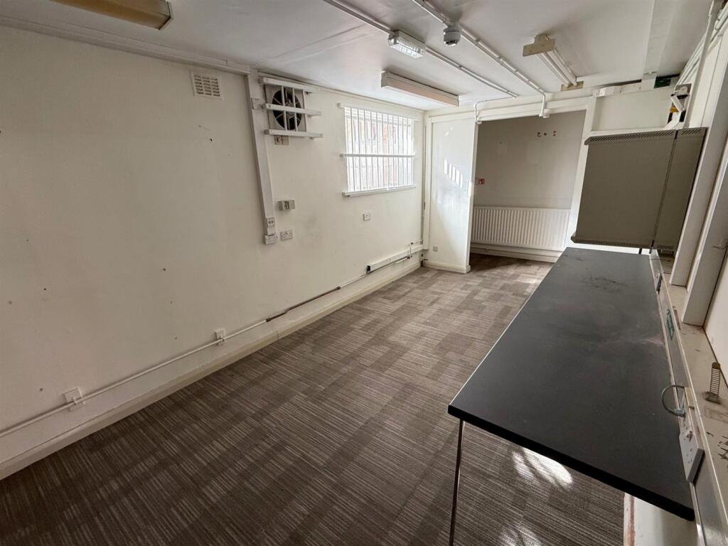 Additional image 8 of Lloyds Bank House, Stratford Road, Alcester B49 5AU