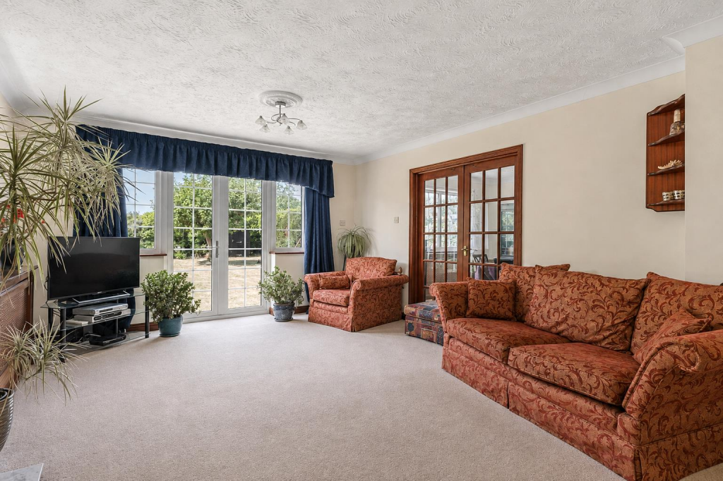 House in Broadland, Thorpe St Andrew - More