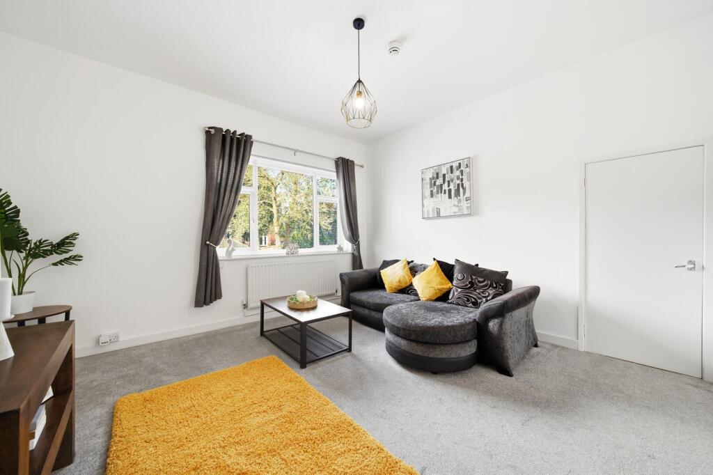 Cavendish Crescent South, The Park - View 4