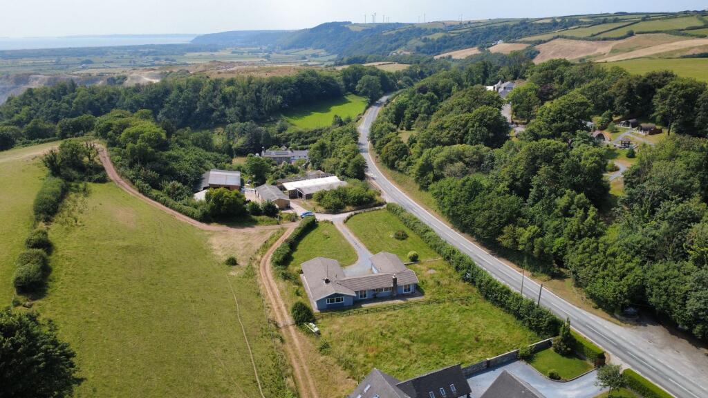 House in Swansea, Laugharne Township - More