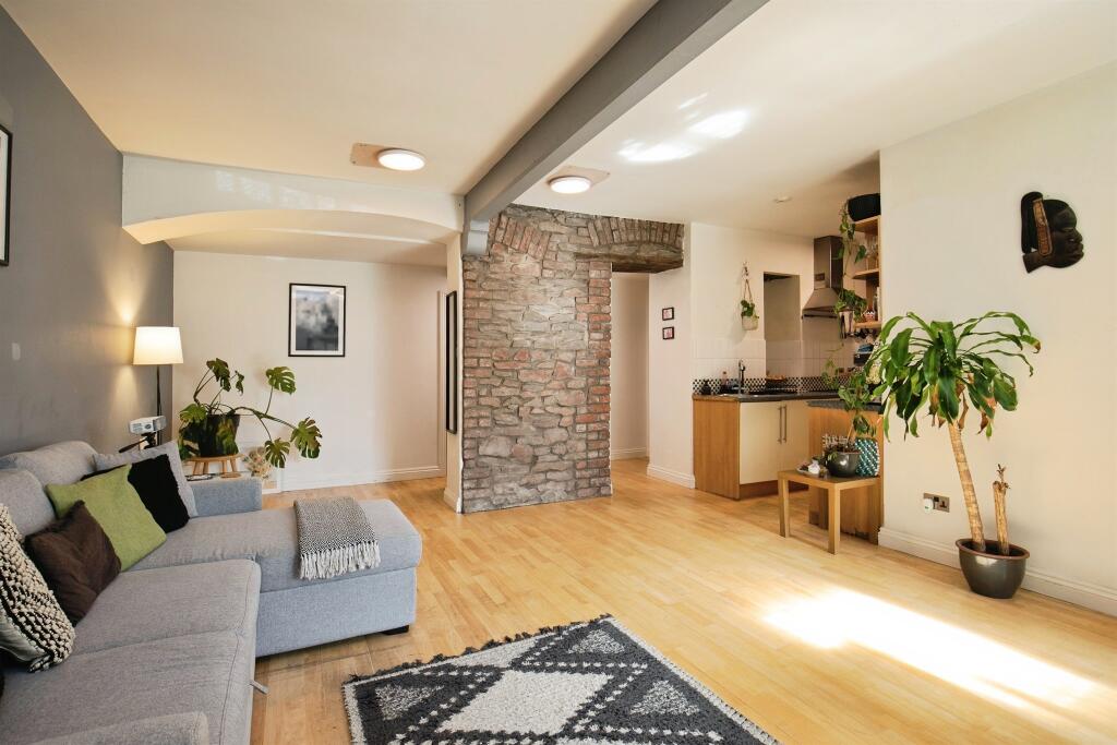 Main image of property: Charlotte Street, Bristol