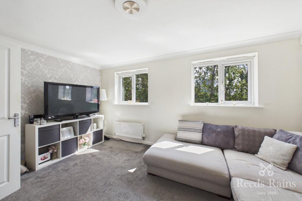 Main image of property: Lawnhurst Avenue, Wythenshawe, Manchester, Greater Manchester, M23