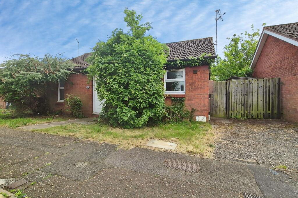Main image of property: Middle Pasture, Peterborough