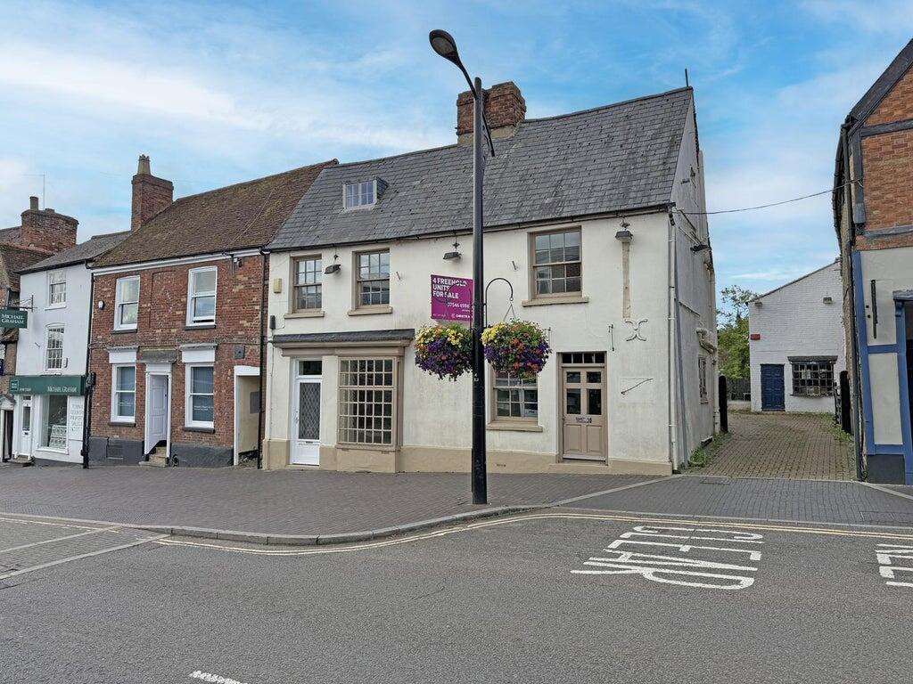 Main image of property: Unit 1, 18-20 St John Street, Newport Pagnell, MK16 8HJ