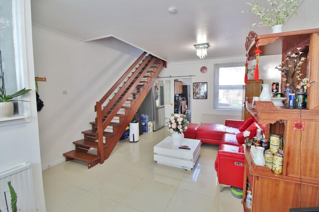 House in Portsmouth - View 5