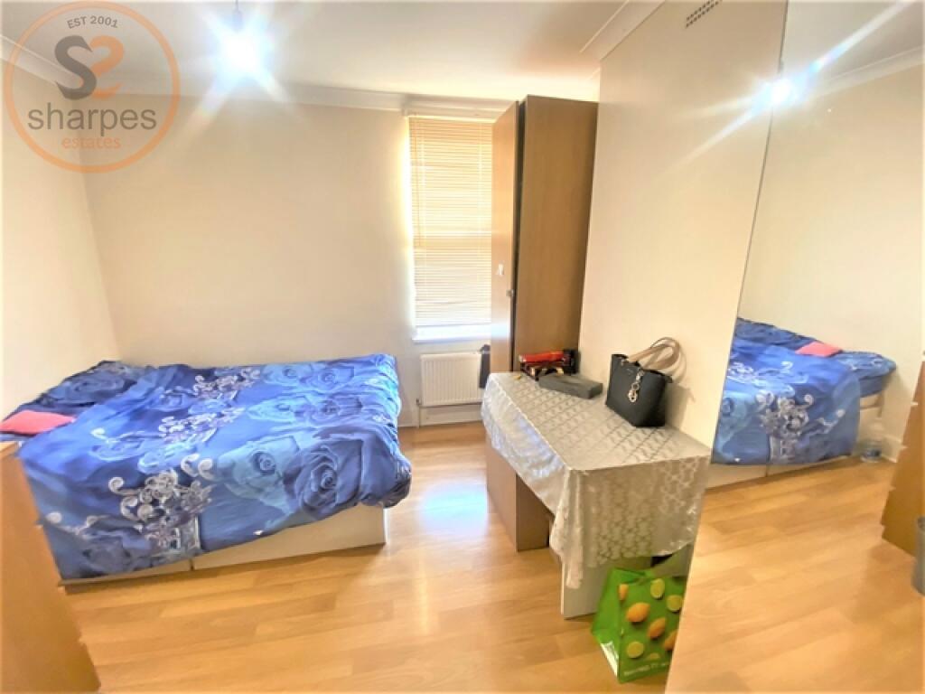 Apartment in London - View 5