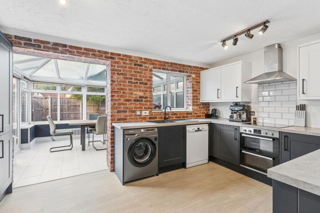 House in Stevenage - View 3