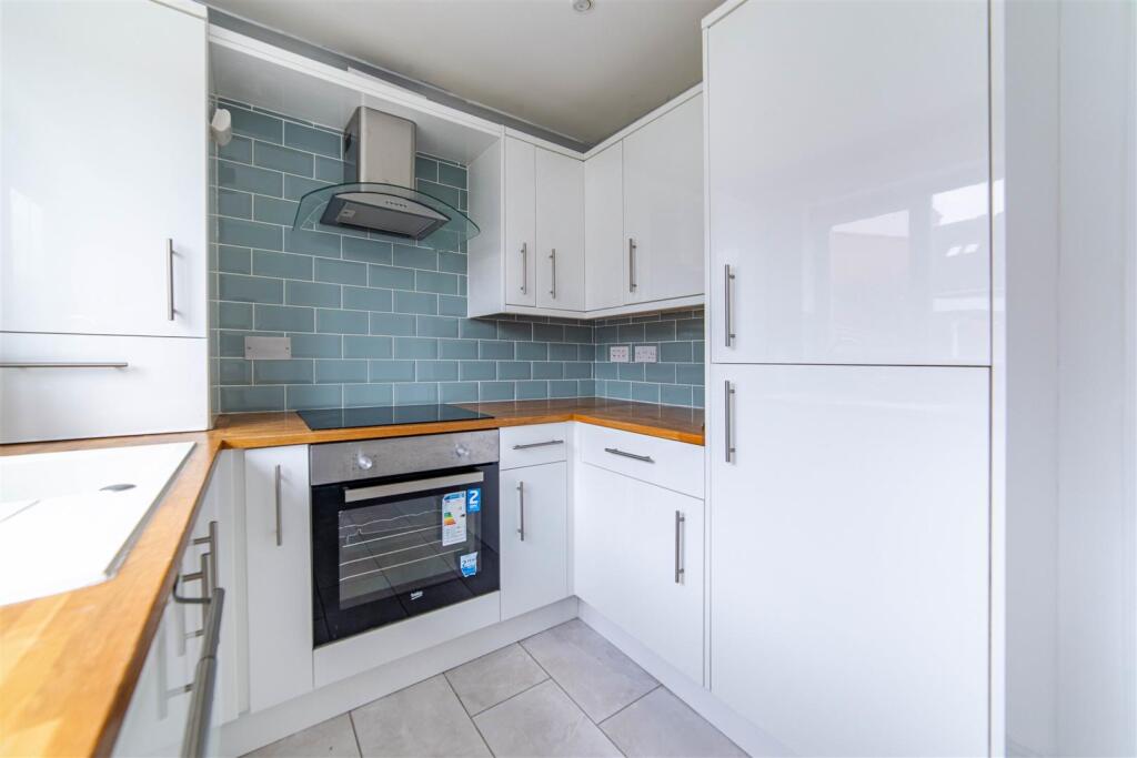Renforth Close, Gateshead, NE8 - View 6