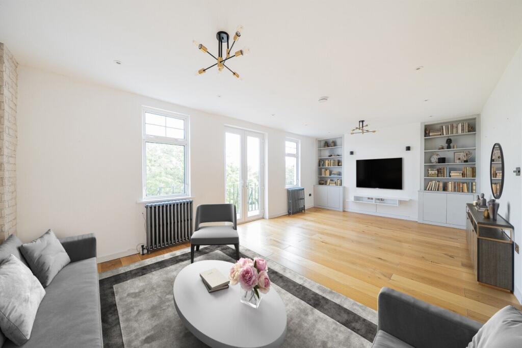 Apartment in London - View 3