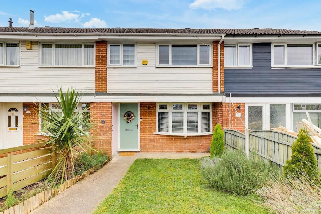 Main image of property: Warrener Grove, Nottingham, NG5