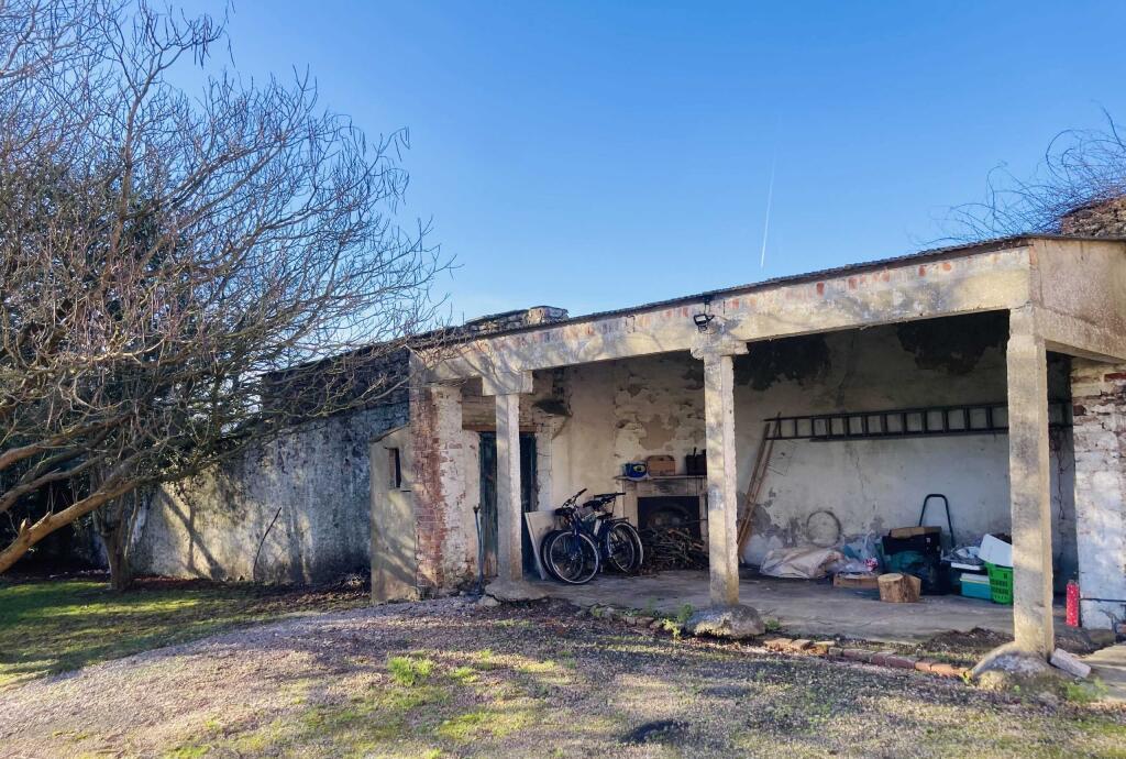 Property photo 11