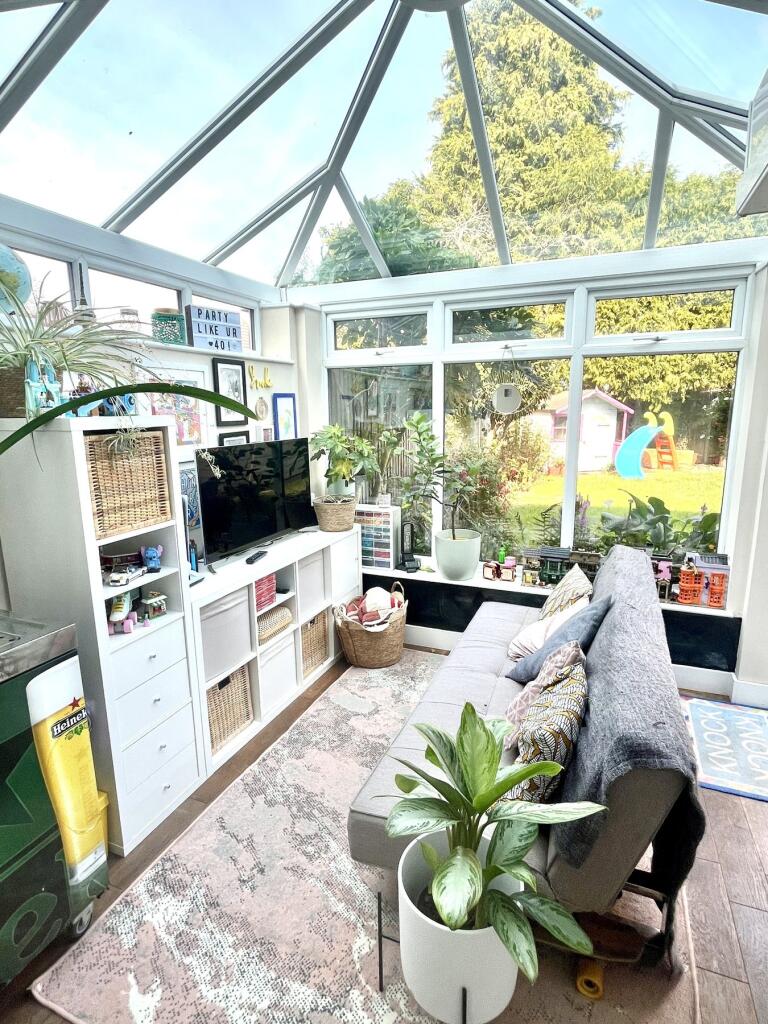 House in Tonbridge - View 4