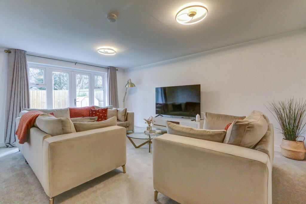 White Beam Way, St Andrews Gardens, Morpeth, NE61 3EZ photo 4