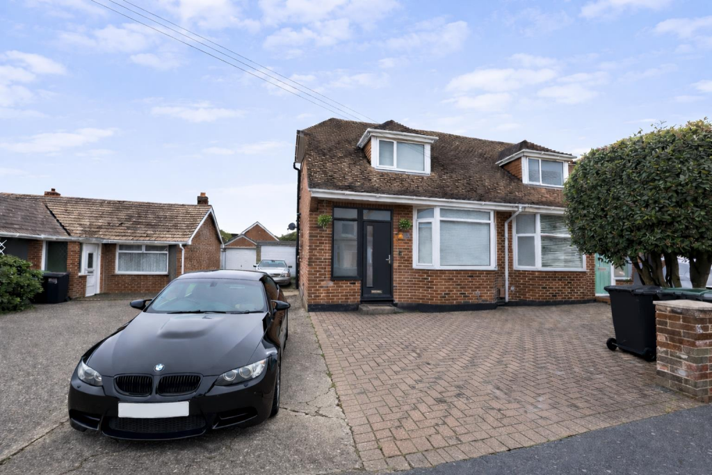 Main image of property: Gosport Road, Lee-On-The-Solent