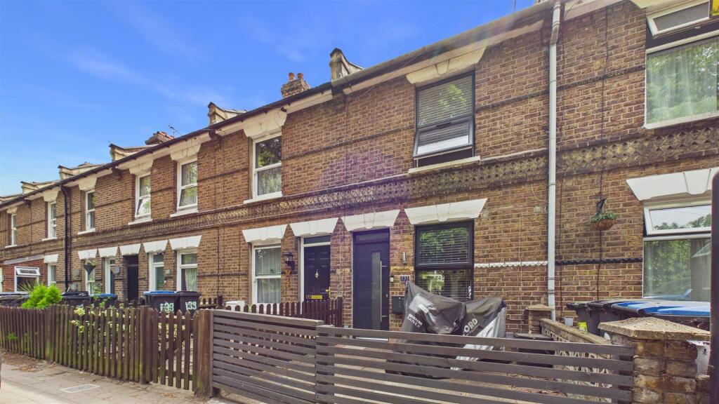 Main image of property: Lincoln Road, Enfield