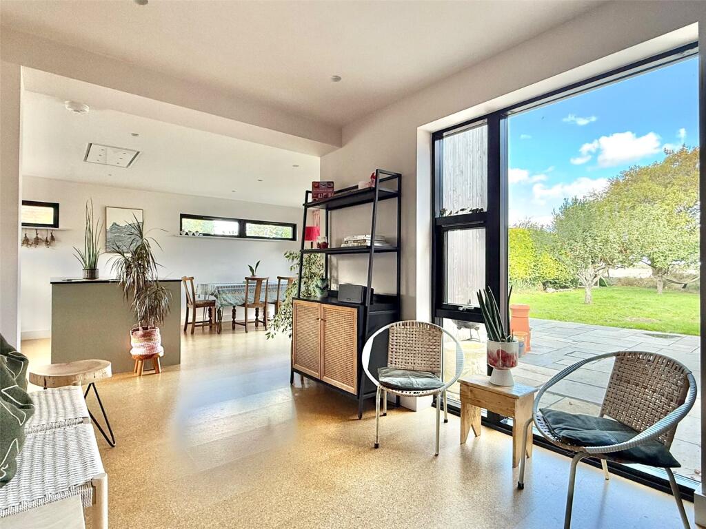 House in Milford on Sea, Lymore, Milford-on-Sea - View 4