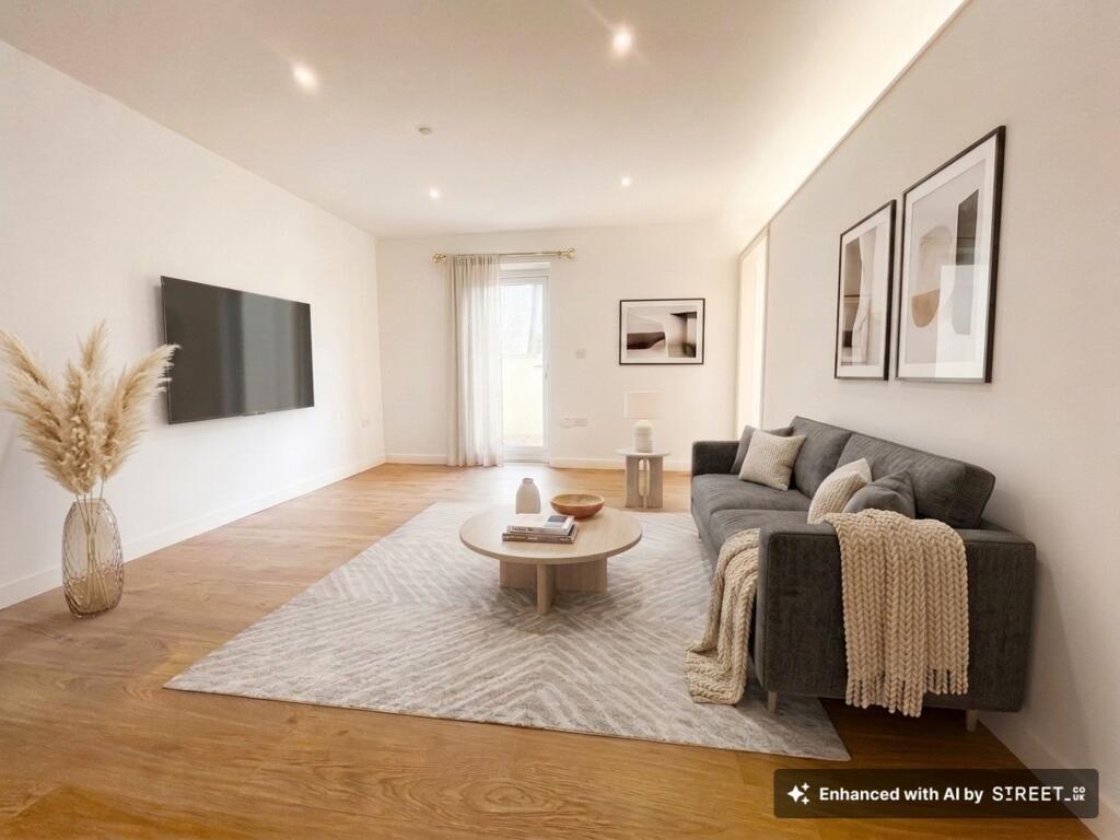 Apartment in Truro - View 3