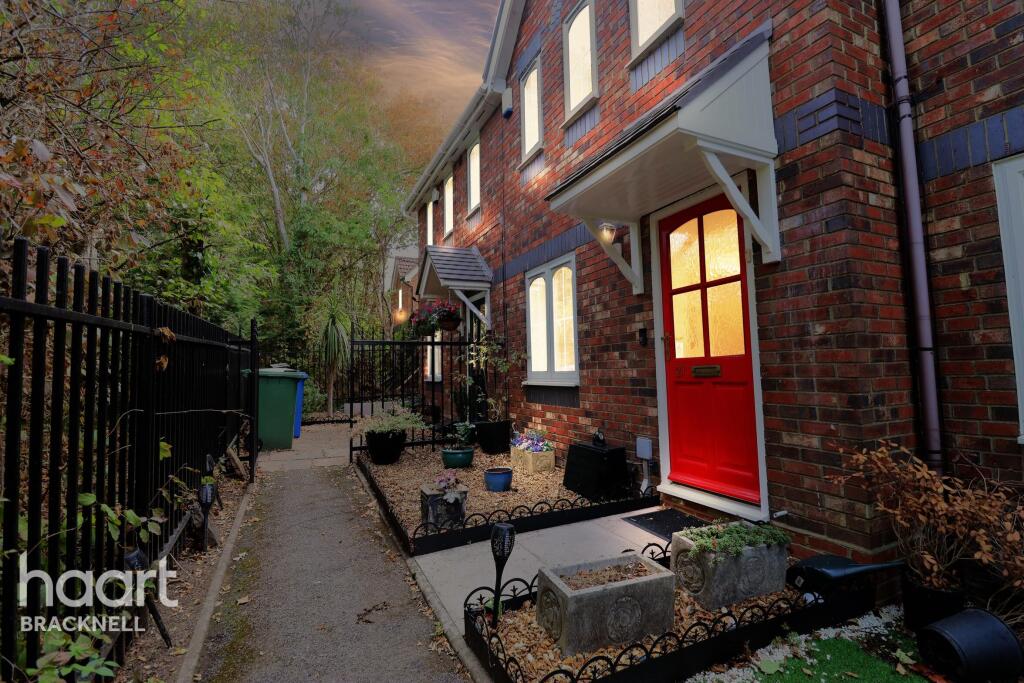 Main image of property: Hebbecastle Down, Bracknell