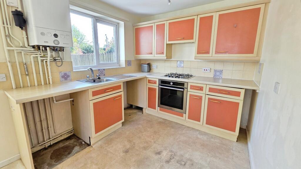 House in North Kesteven, Heckington - More