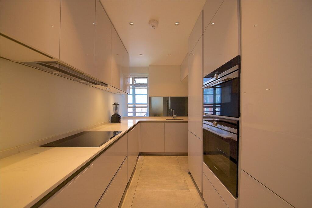 Apartment in London - View 4