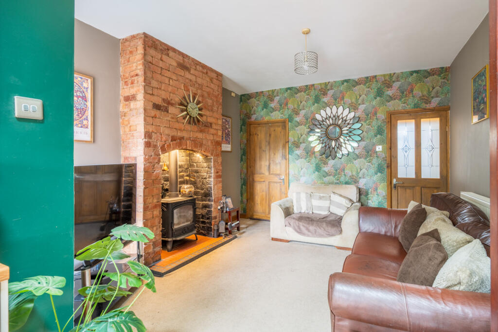 House in Dudley - View 2