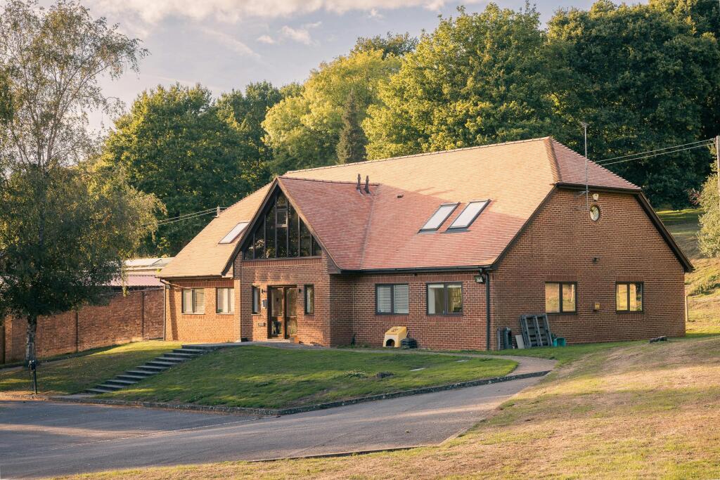 (2026-09-23)_Vantage House_(Rightmove)-7.jpg