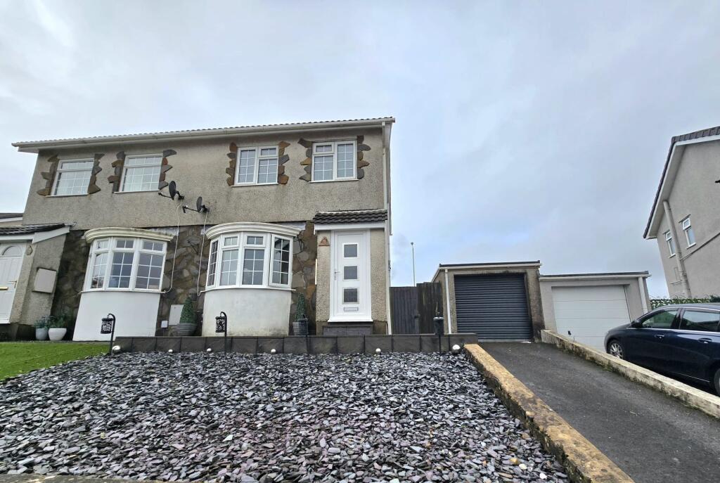 Main image of property: Hawthorn Way, Brackla, CF31