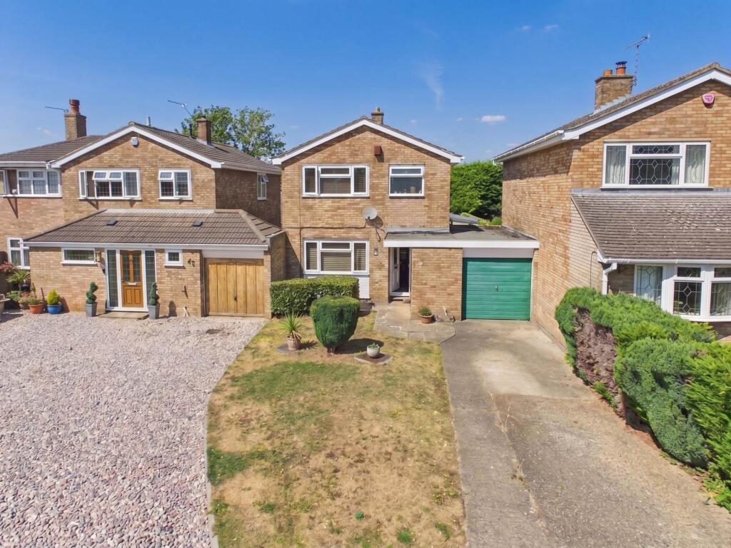 Main image of property: Redgrave Gardens, Luton