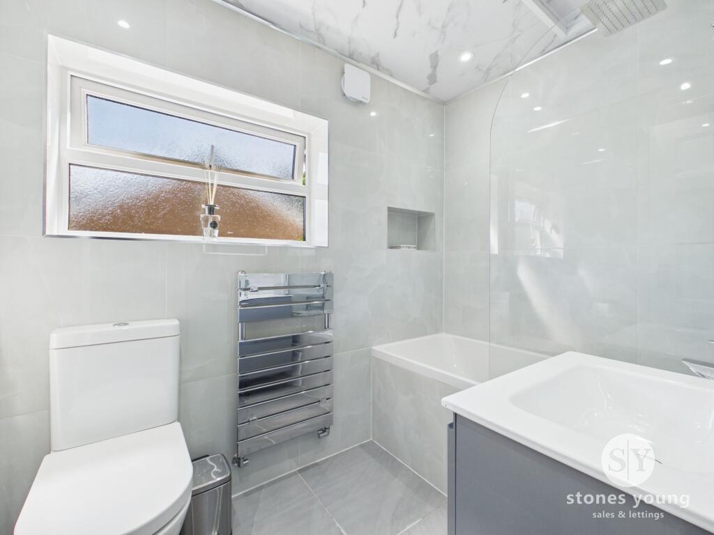 House in Blackburn - View 4