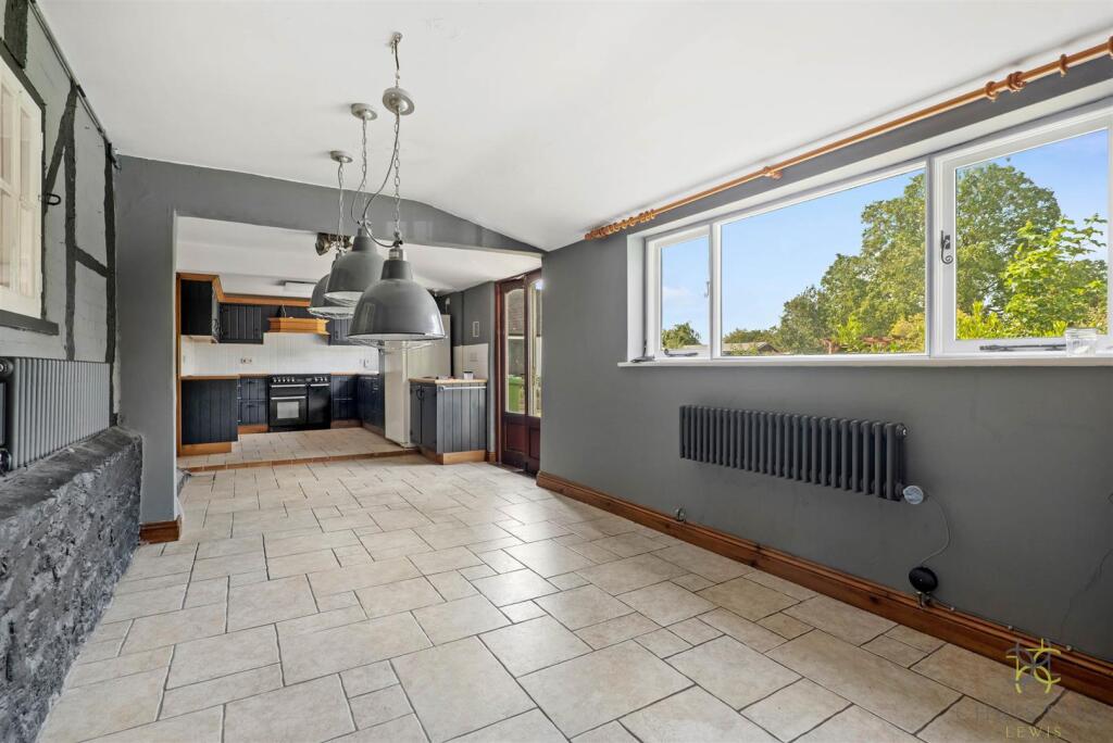 House in Worcester - More