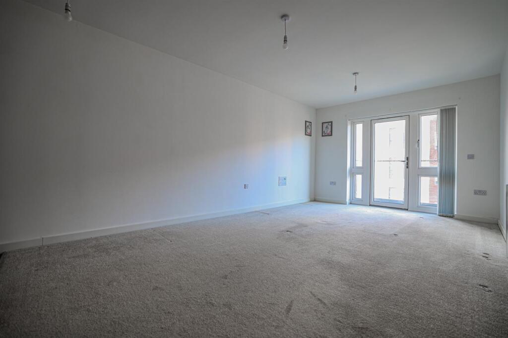 Frogmore Road, Hemel Hempstead, HP3 - View 3