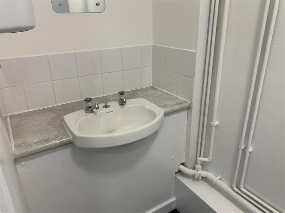 image00012.jpeg