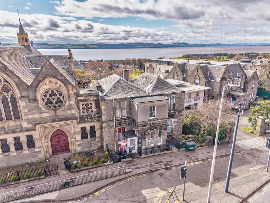 Main image of property: Perth Road, Dundee