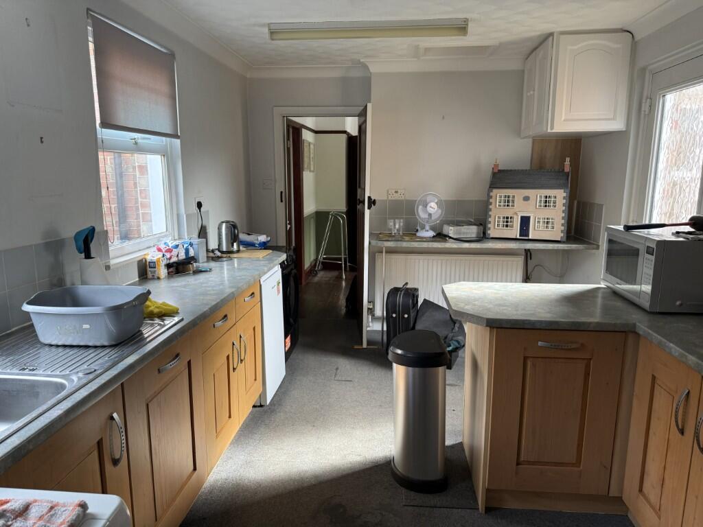 House in South Holland, Crowland - View 4