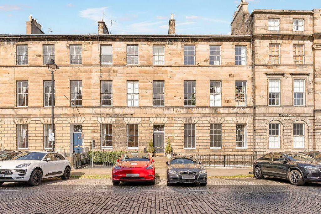 Main image of property: 10/1 Great King Street, New Town, Edinburgh, EH3 6QL