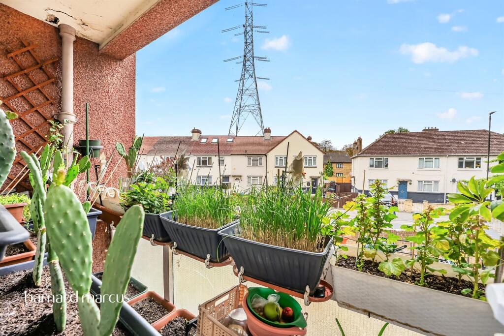 Apartment in London - View 5
