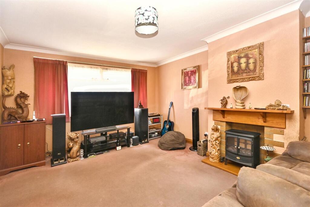 House in Eastbourne, East Sussex - View 2